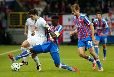 Dynamo Kyiv vs Crystal Palace (23:45 – 02/10)