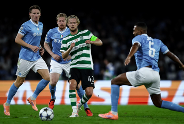 Napoli vs Sporting CP (02:00 – 02/10)