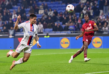 Lyon vs Red Bull Salzburg (02:00 – 03/10)
