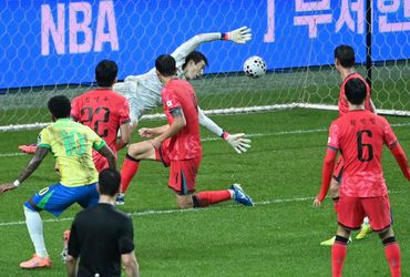 Hàn Quốc vs Brazil (18:00 – 10/10)