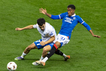 Rangers vs Racing Genk (02:00 – 26/09)