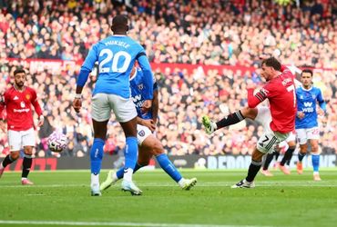 Manchester United vs Sunderland (21:00 – 04/10)