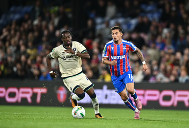 Crystal Palace vs Millwall (02:00 – 17/09)
